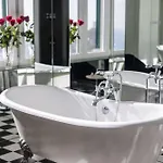 Luxury Castello With Pool & Sauna Near Old Town *
