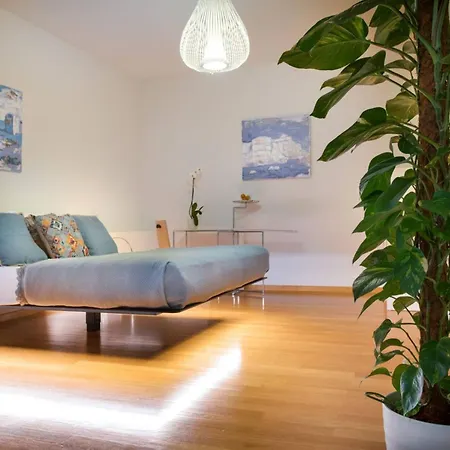 Luxury Castello With Pool & Sauna Near Old Town *