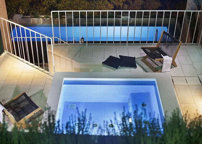 Villa Luxury Castello With Pool & Sauna Near Old Town Ragusa
