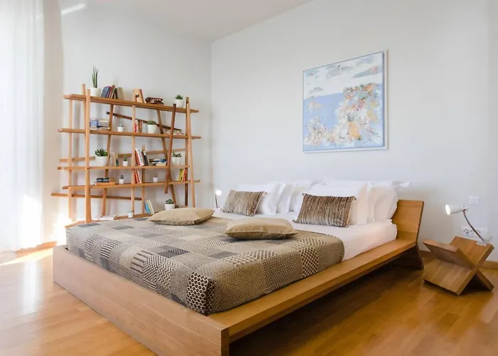 Luxury Castello With Pool & Sauna Near Old Town *